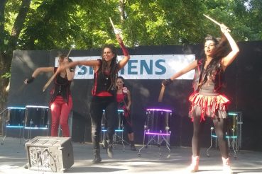 להקת ריקודים כאטרקציה לאירוע